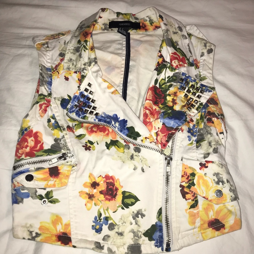 Floral cropped Forever 21 jacket